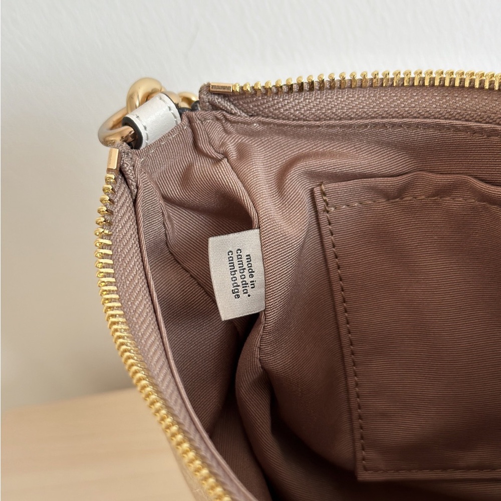 Coach Signature Hobo Shoulder Bag in Chalk/White with Gold Hardware - Picture 9 of 9